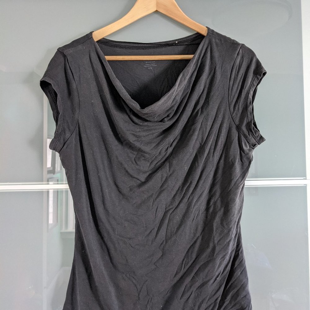 Drape Neck Traveling Shirt